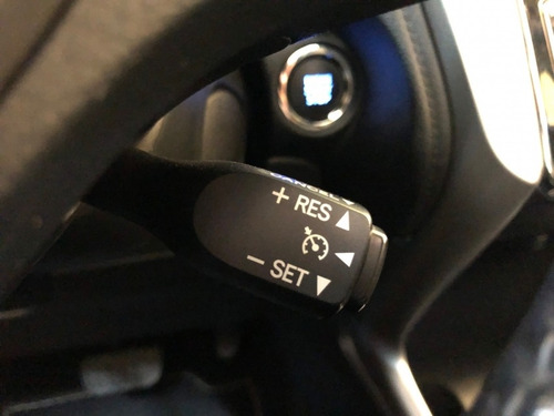 Imagem 7 de 15 de Yaris Sedan Xls 1.5 Aut. Cvt Cinza Completo Impecável