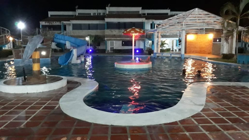 Imagen 2 de 16 de Apartamentos En Alquiler Vacacional Chichirivichie