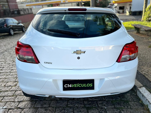 Chevrolet Onix HATCH LS 1.0 8V FlexPower 5p Mec.