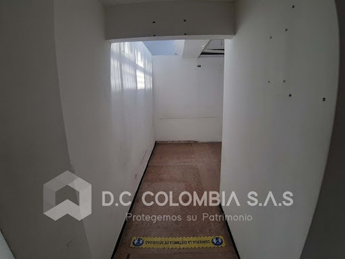 Imagen 7 de 25 de Locales En Arriendo Ciudad Salitre 815-666
