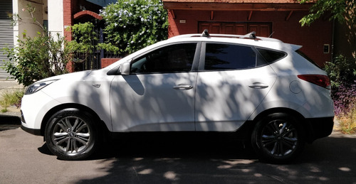 Hyundai Tucson 2.0 A/t 4×2 Facelift + Cuero Y Cámara Trasera