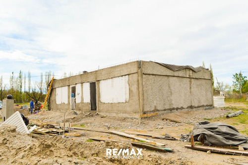 Imagen 1 de 16 de Casa En Venta Barrio Gardenia 1 Neuquén
