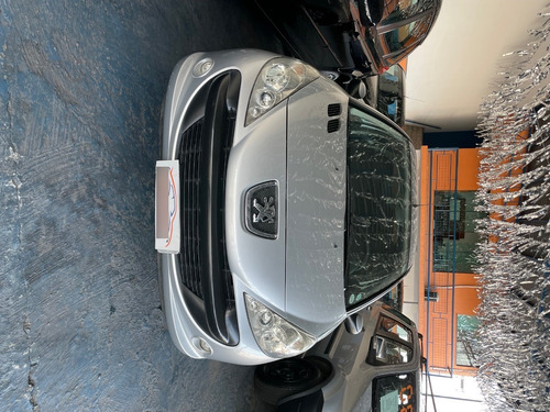 Imagem 7 de 7 de Peugeot 207 Xr Sport 1.4 Completo 2010