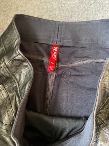 Leggins - Panntalon - Bolsa Trasera - Spanx - Talla S - Faux (Usado)