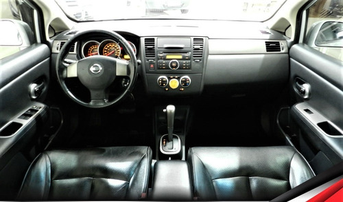 Nissan Tiida Sl 1.8 Automático Lacrado Teto Solar Couro Top