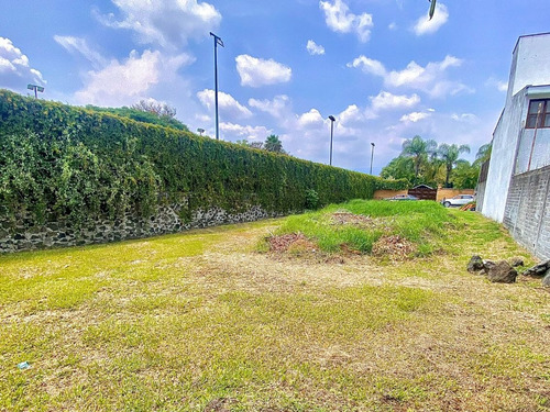 Terreno En Privada, A Un Costado De Camino Real Sumiya (jiutepec, Oriente De Cuernavaca)