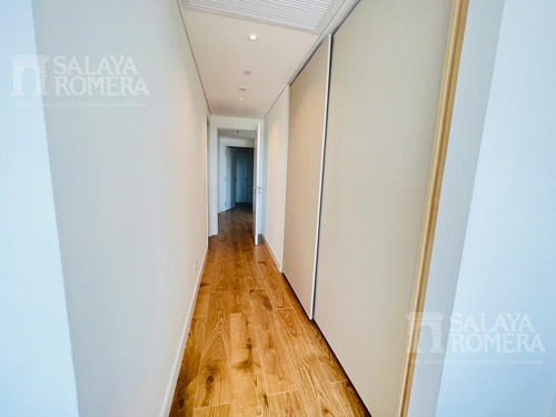Venta : Apartamento 2 Dormitorios Torre Trump Playa Brava Punta Del Este