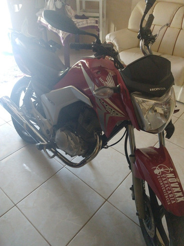 Imagem 2 de 8 de Honda Titan