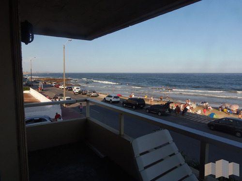 Imagen 1 de 30 de Frente A La Playa