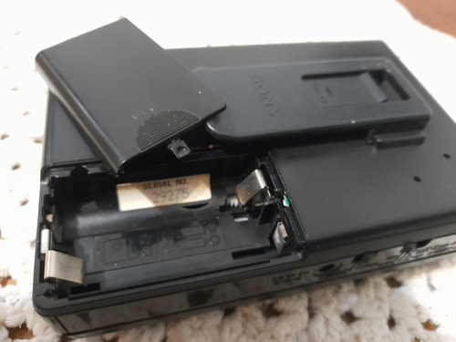 R A R I D A D E, Walkman Sony Wm7 P/ Conserto Ler Descrição Preto (Usado)