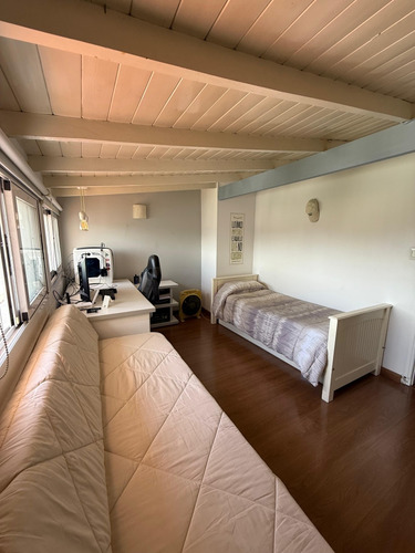 Venta- Casa 4 Ambientes - Barrio San Carlos