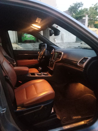 Jeep Grand Cherokee 3.6 Limited V6 4x2 At