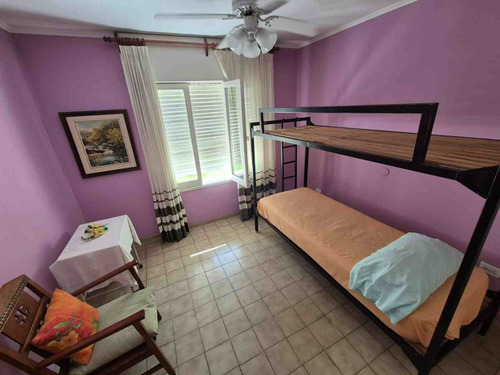Se Vende Hermosa Casa En Arguello - 4 Dormitorios!