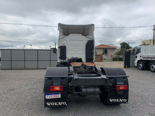Imagem 13 de 15 de Volvo Vm 330 Ano 2015 Ishift Com Ar Condicionado Abaixo Fip