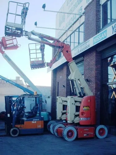 Brazo Articulado Cigüeña Cherry Picker JLG Elev 11,14 Mts
