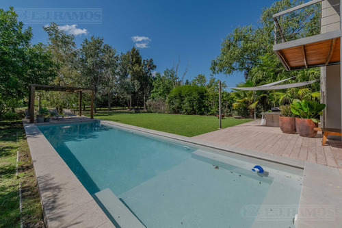 Espectacular Lote Interno De 859m2