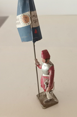 Soldado Coracero De Rosas Rojo (Usado)