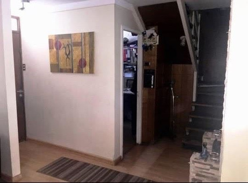 Casa En Venta De 6 Dorm. En La Reina