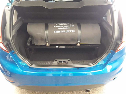 Ford Fiesta Kinetic Design 1.6 Se 120cv 2014 C Gnc 5ta