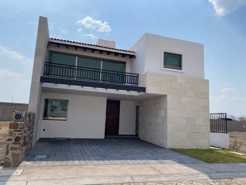 Lomas De La Vista, Exclusiva Privada Con Alberca