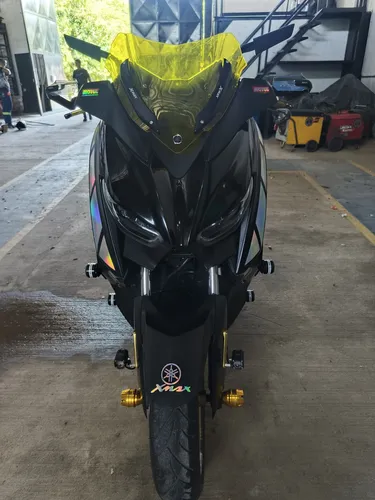 Yamaha X Max 300