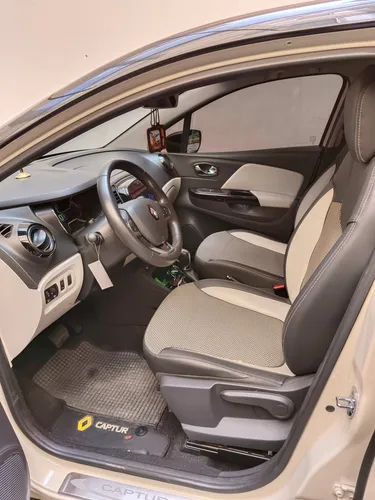 Renault Captur 2.0 Intens Automática