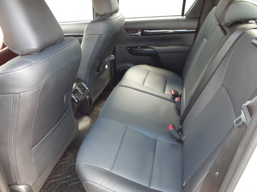 Toyota Hilux 2.8 Cd Srx 177cv 4x4 At 2020