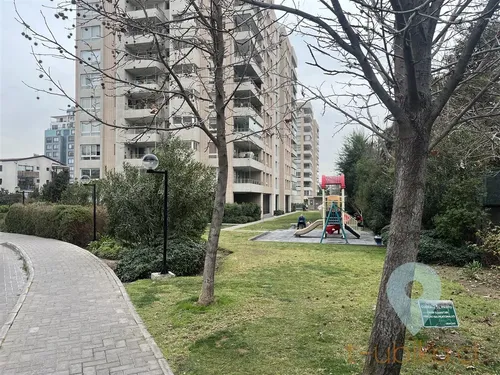 Venta Lindo Dpto. 3d/2b Condominio Almagro, Metro Villa Frei