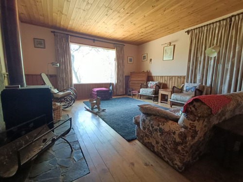Casa En Venta De 3 Dorm. En Olmué