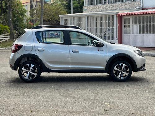 Renault Stepway 1.6 Trek Intens