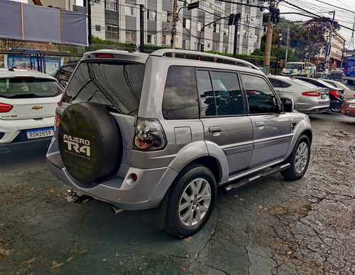 Mitsubishi Pajero TR4 2.0 4x2 Flex Aut. 5p
