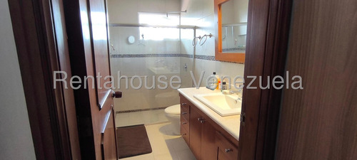 Casa En Venta, Urb. Los Naranjos Del Cafetal