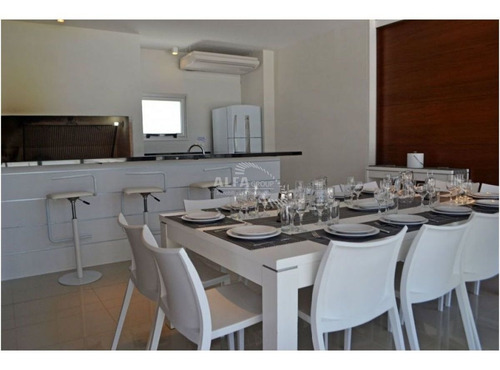 Imagen 29 de 30 de Chiverta, Piso Alto Con Vista Al Mar, 3 Dormitorios - Punta Del Este Brava
