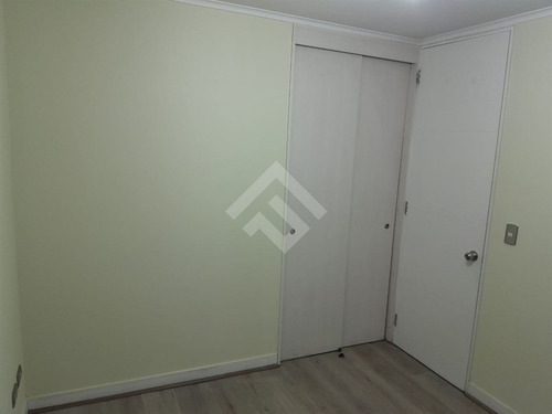 Departamento En Venta De 1 Dorm, 1 Baño, En Estación Central