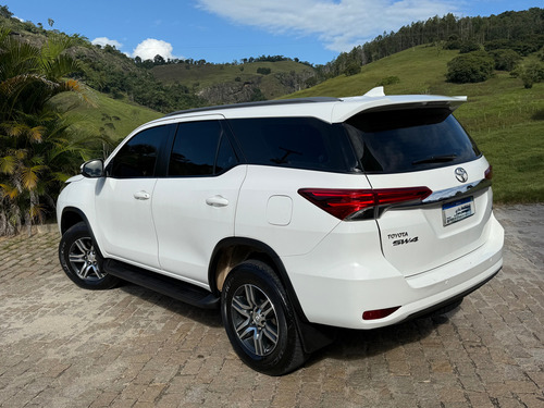 Toyota SW4 2.7 Sr 5l 4x2 Flex Aut. 5p