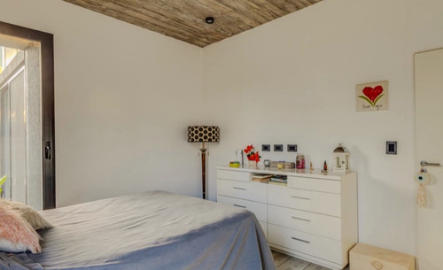 Espectacular Casa Estilo Moderno En Venta 5 Ambientes El Canton Maswichtz