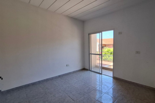 Venta Semipiso 2 Amb, Juan B Justo 1600 Quilmes O