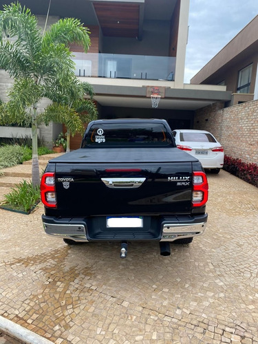 Toyota Hilux 2.8 Tdi Srx Cab. Dupla 4x4 Aut. 4p