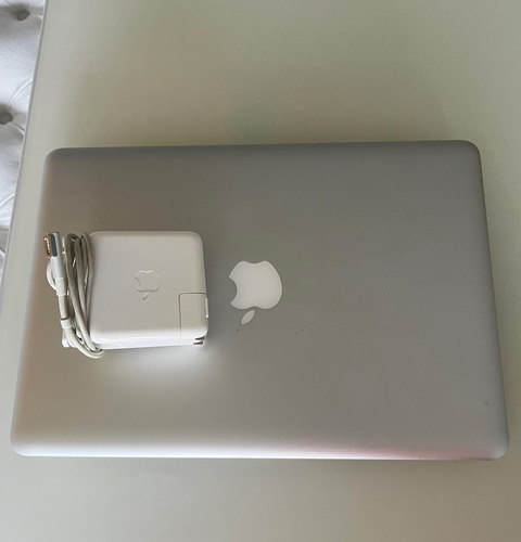 Macbook Pro 13 Inch, Mid 2012