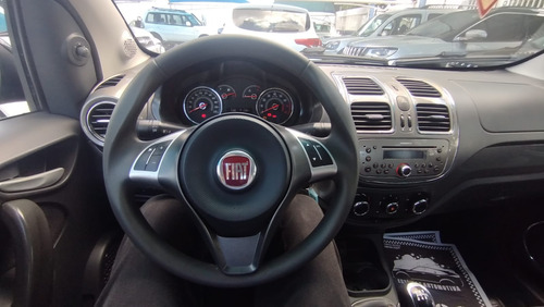 Fiat Grand Siena 1.6 16v Essence Flex Dualogic 4p