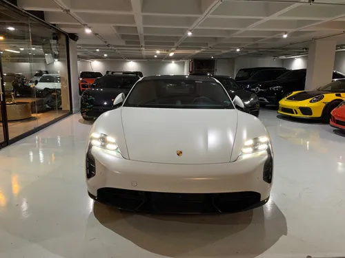 Porsche Taycan Turbo S 2021