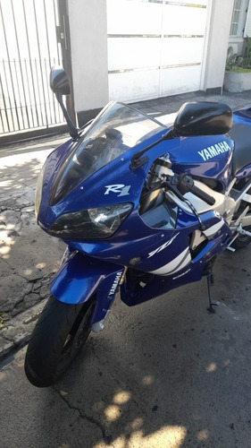 Imagen 2 de 8 de Yamaha R1