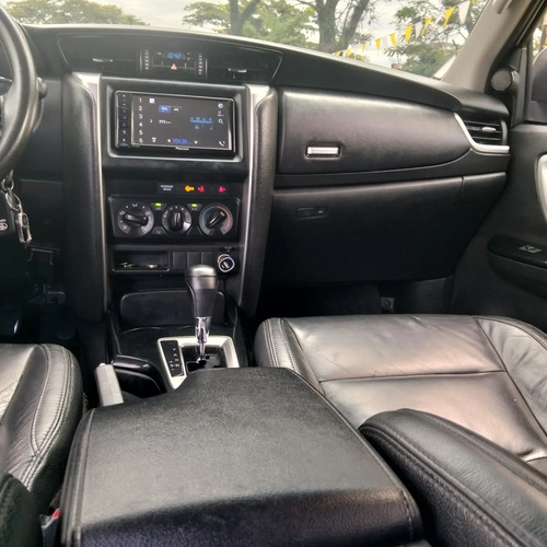 Toyota Fortuner 2.4 L Street TD