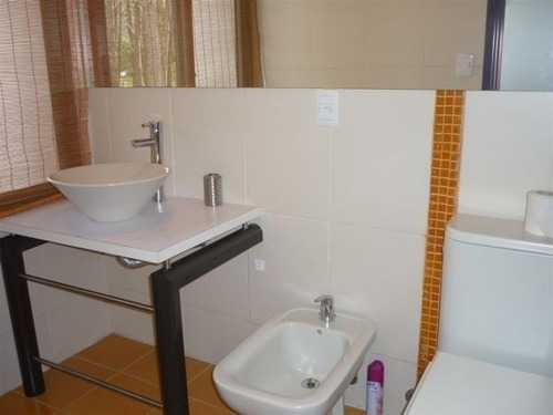 Casa En Venta De 4 Dormitorios En Montoya
