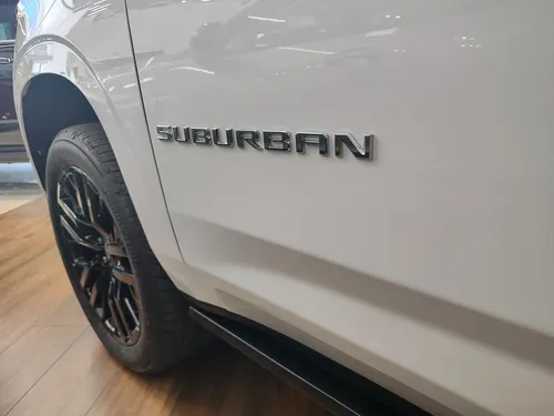 Chevrolet Suburban 6.2 High Country 4X4 At