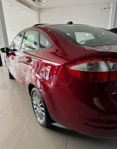 Ford Fiesta Kinetic 1.6 Sedan Se Plus 120cv