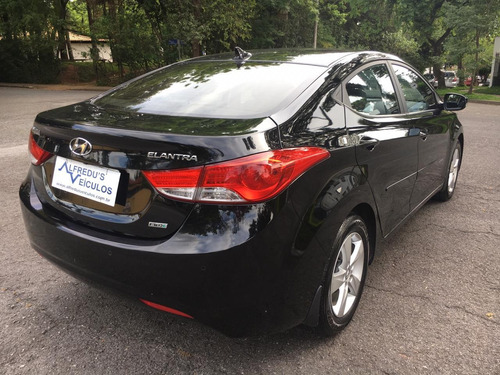Hyundai Elantra Gls 2.0 Flex Automático 44.000 Km 2013