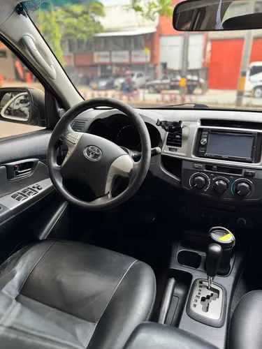Toyota Fortuner 2.7 Sr5 4X2