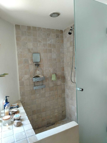 Villa De Lujo En Venta Pegada A La Playa, Kovay Gardens