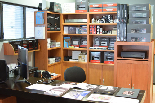 Imagen 7 de 7 de Parlantes Marca Bowers & Wilkins B&w - Modelo 702 S2